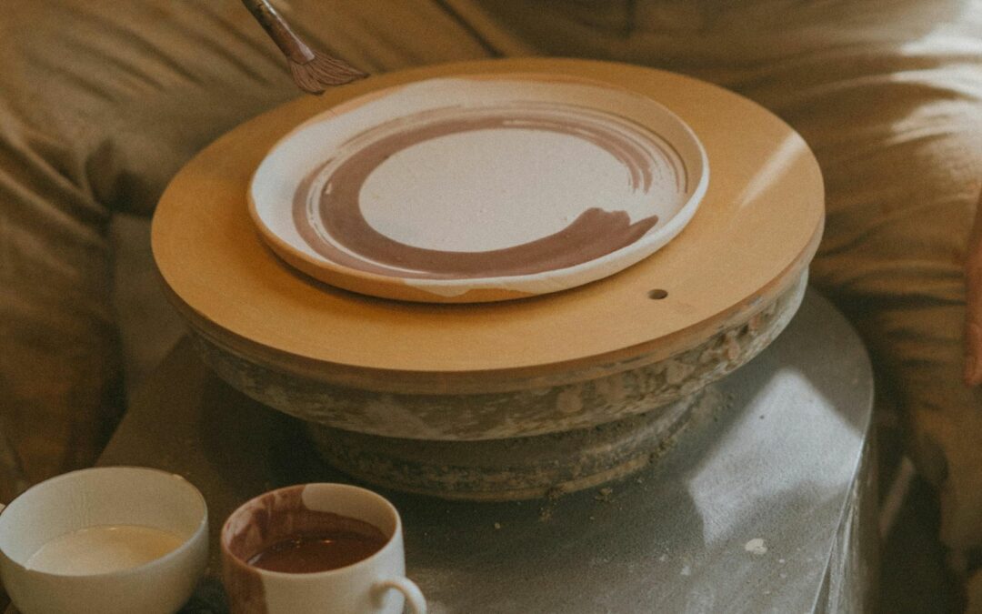 Les Bienfaits cachés de la peinture sur céramique : quand la créativité rencontre le bien-être
